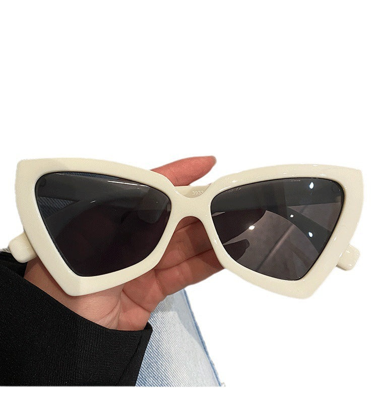 Women’s Cat Eye Sunglasses – Triangular Retro Full Frame Shades for Sun Protection