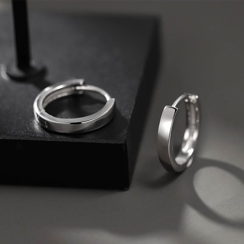Men’s Minimalist Round Hoop Earrings – Trendy & Versatile