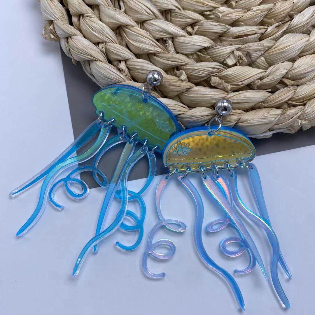 Blue Jellyfish Tassel Earrings – Retro Acrylic Animal Jewelry with Colorful Reflective Shine