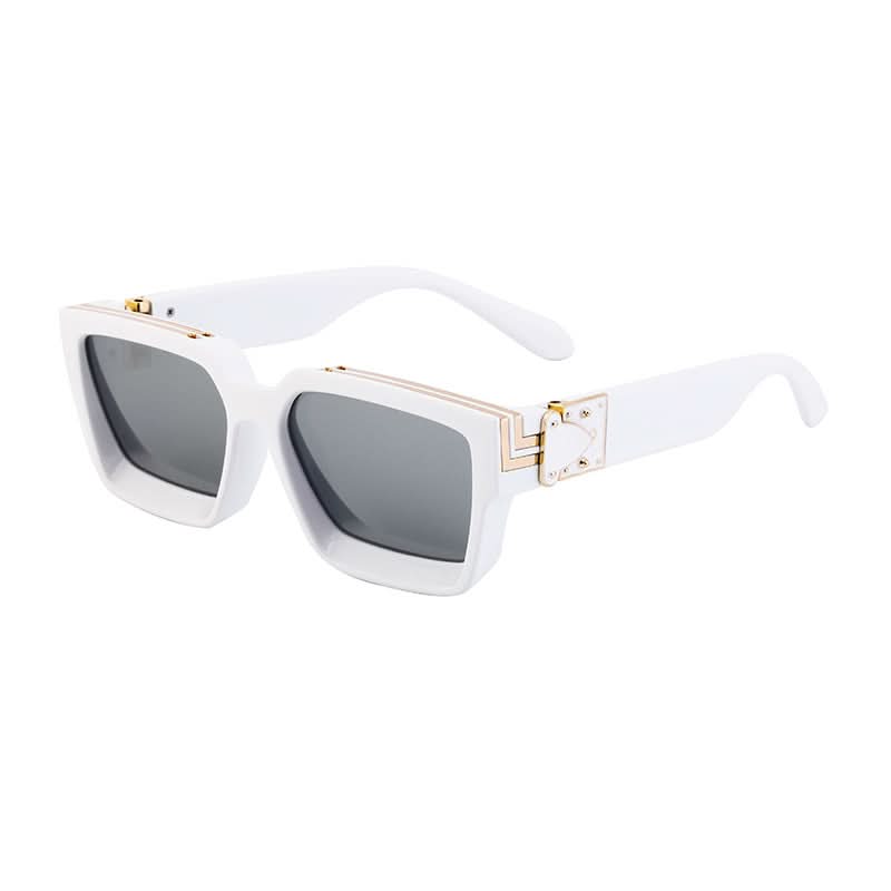 Trendy Small-Frame Sunglasses – Stylish Retro Shades