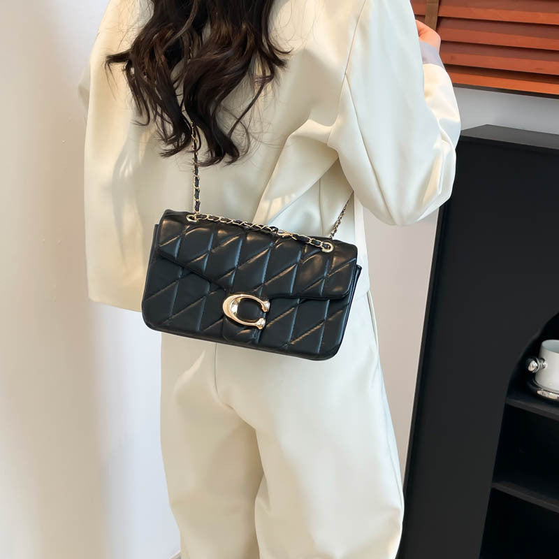Chic PU Shoulder Handbag for Women – Diamond Chain Underarm Bag