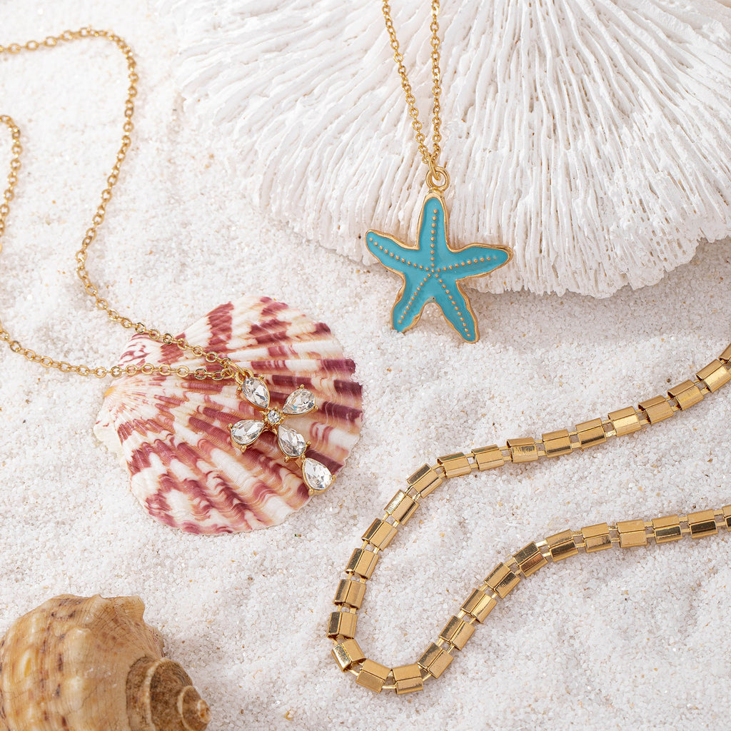 Starfish Pendant Necklace – Minimalist Beach Jewelry for Women