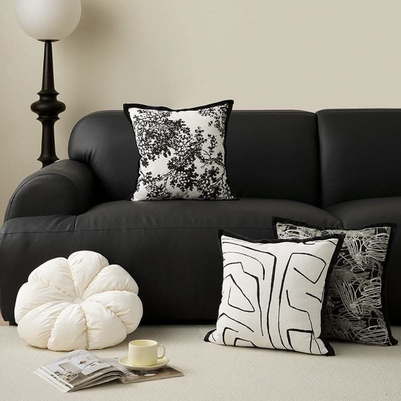 Black Light Luxury Vintage Embroidered Pillowcase