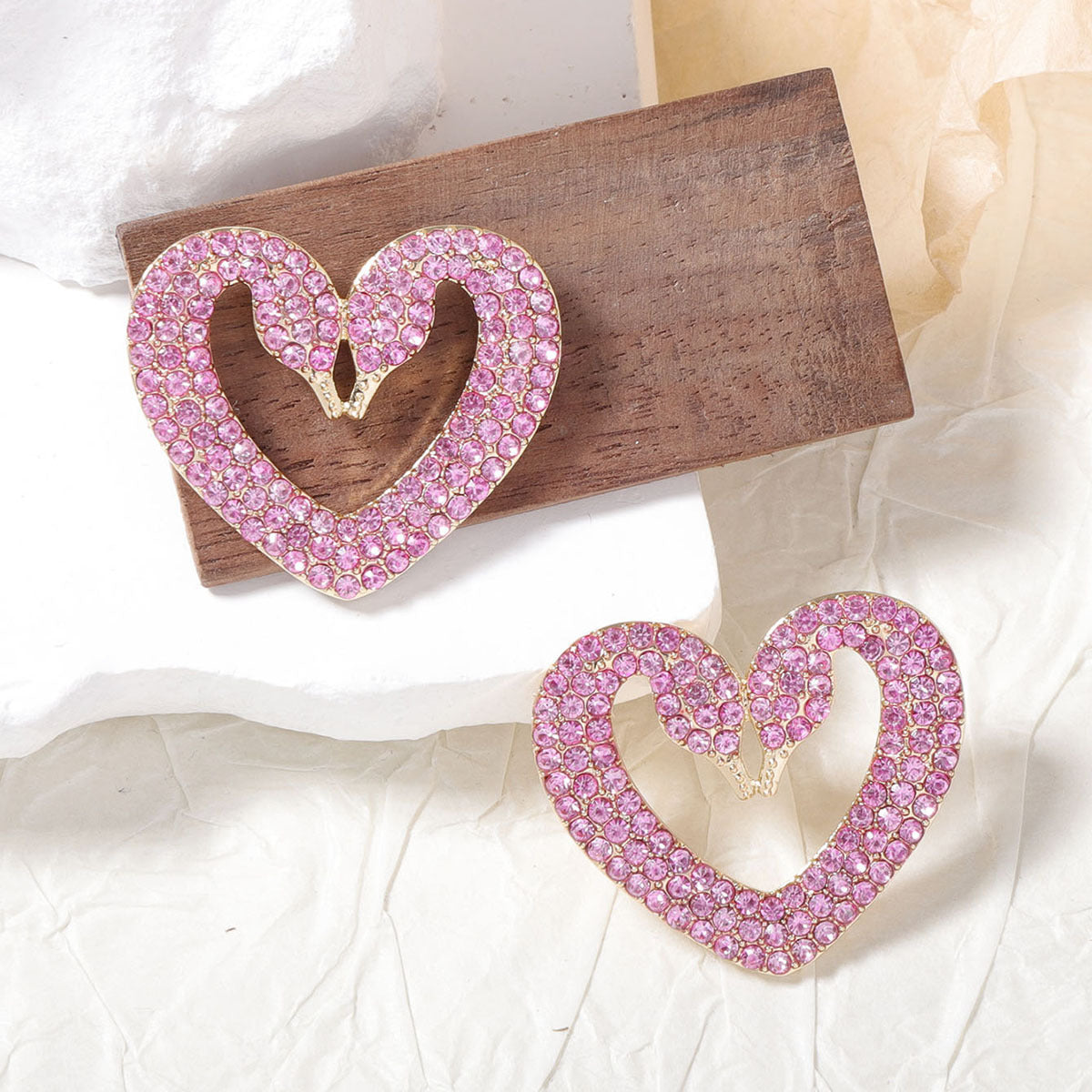 Fashion Heart Pearl Earrings – Rose Red Diamond Hollow Design Jewelry for Women