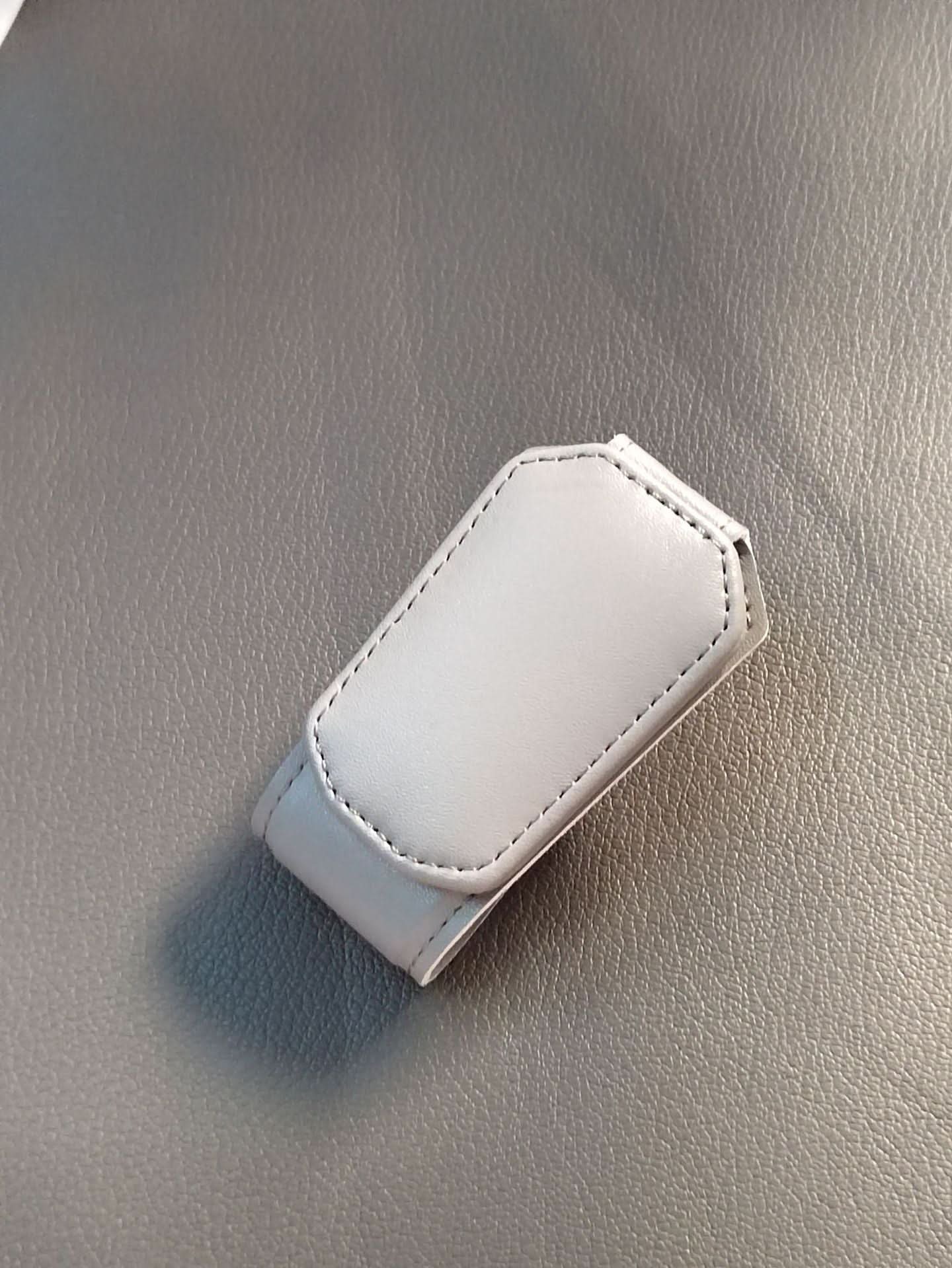 Luxury Leather Car Sunglasses Holder – Sun Visor Clip for Glasses & Cards