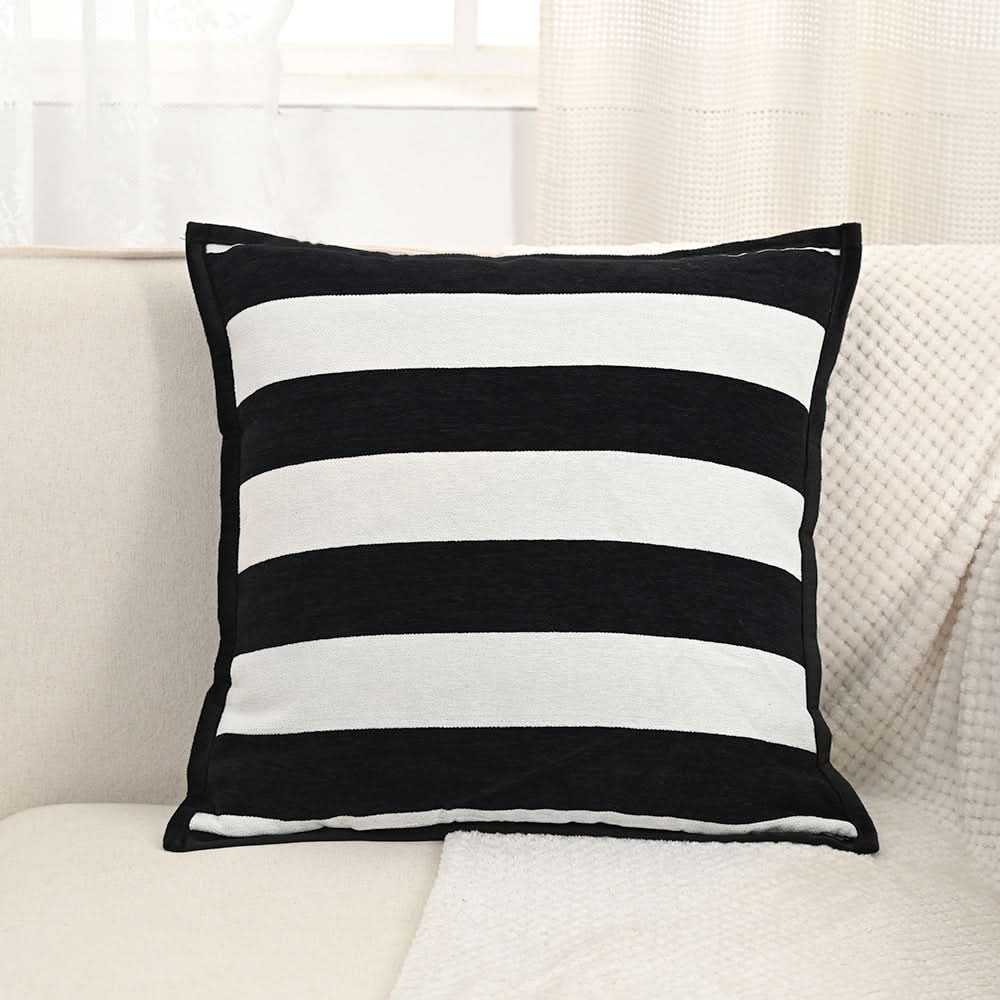 Black Light Luxury Vintage Embroidered Pillowcase
