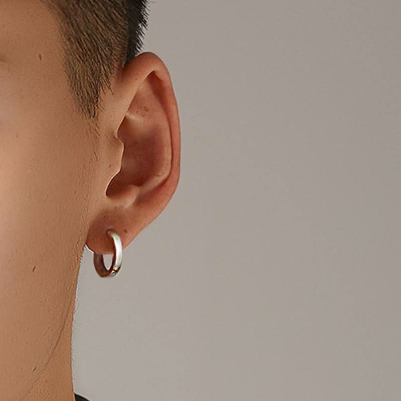 Men’s Minimalist Round Hoop Earrings – Trendy & Versatile
