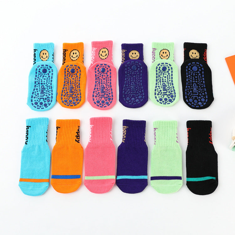 Unisex Anti-Slip Mid-Tube Socks for Kids – Breathable Playground & Yoga Floor Socks