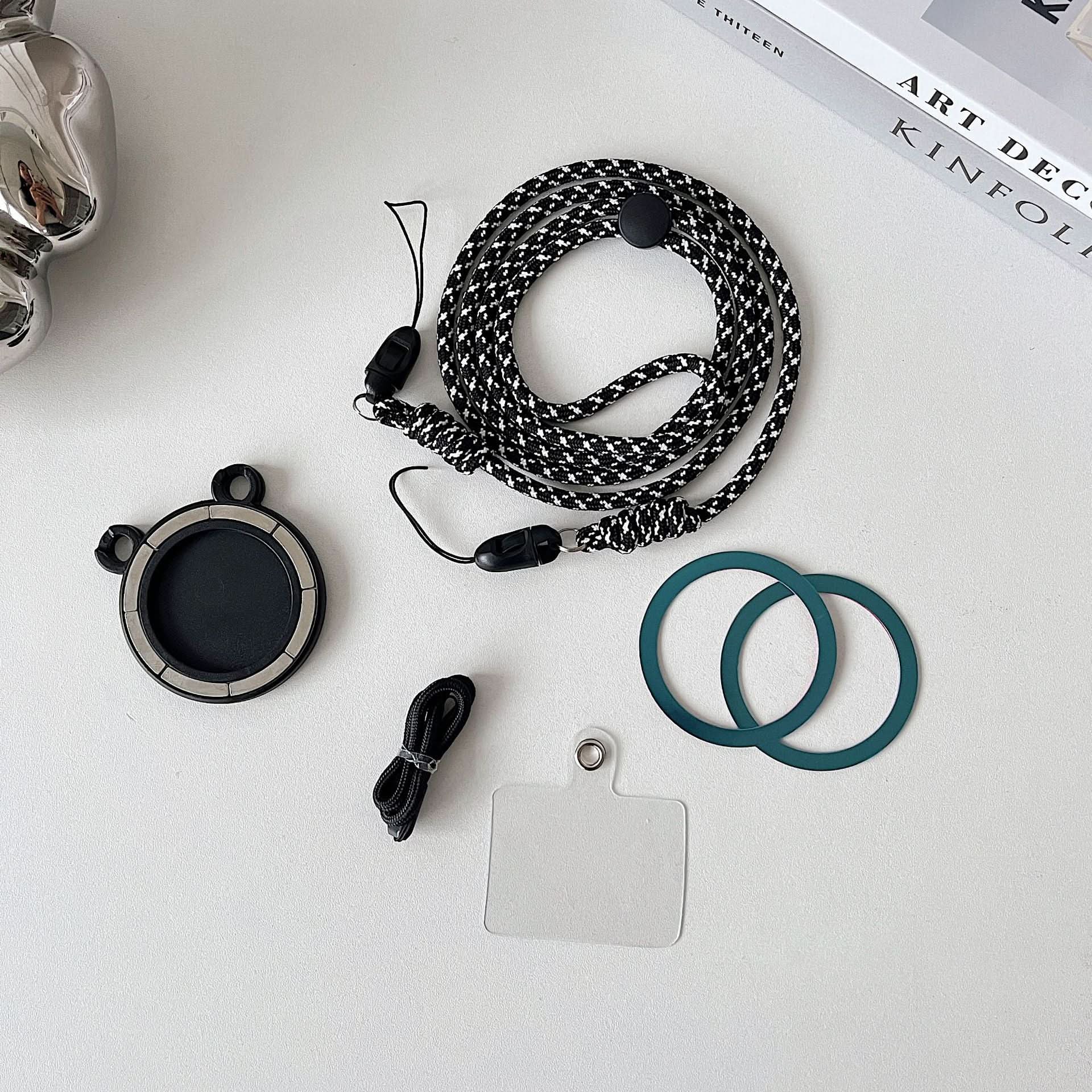 Cute Magnetic Bear MagSafe Phone Case with Crossbody Lanyard