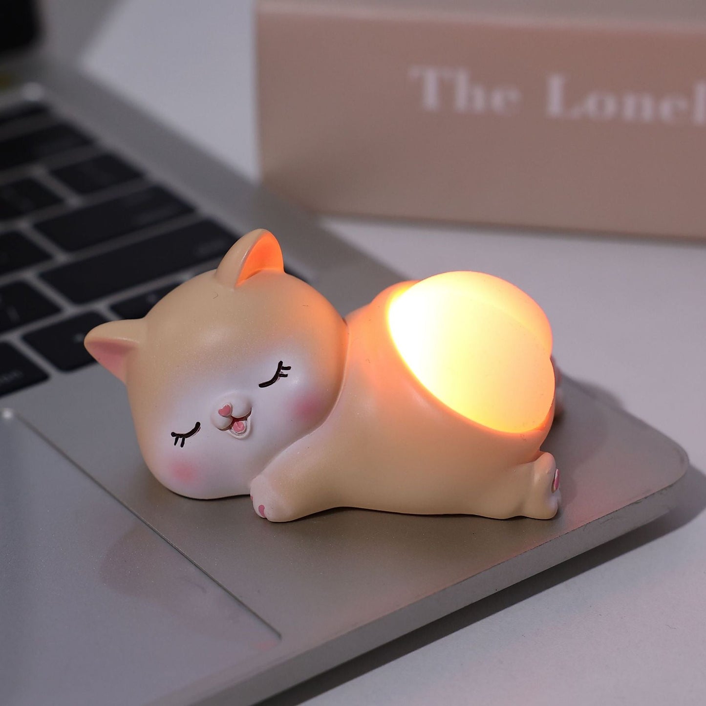 Cute Cartoon Butt Lamp – Squeeze Stress Relief Light for Desk, Gift & Office Decor
