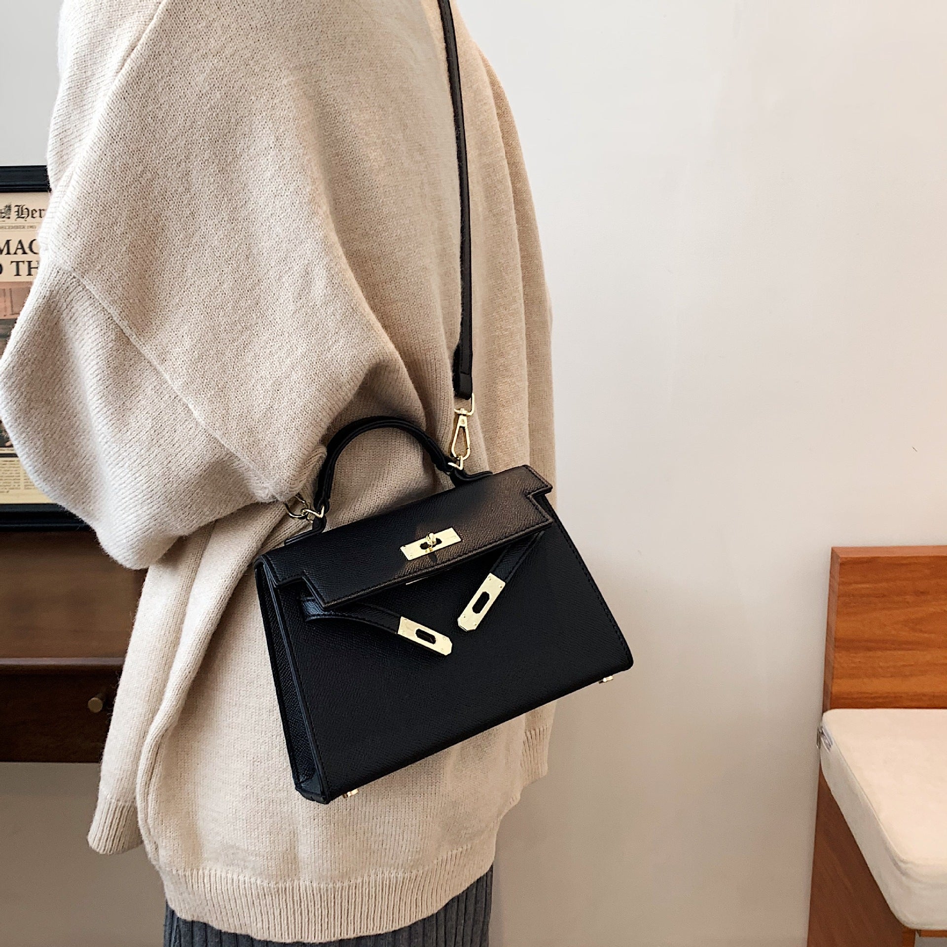 Cross-Border High-Quality Kelly Bag for Women 2025 New Classic Fashion Satchel Shoulder Bag Commuter Export Crossbody Bag