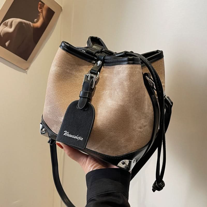 Women's Retro Leather Drawstring Shoulder Bag for Everyday Style