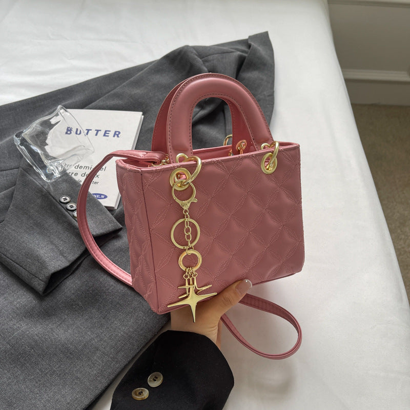 Stylish Messenger Bag for Women – Small Shoulder Purse with Diana-Inspired Design