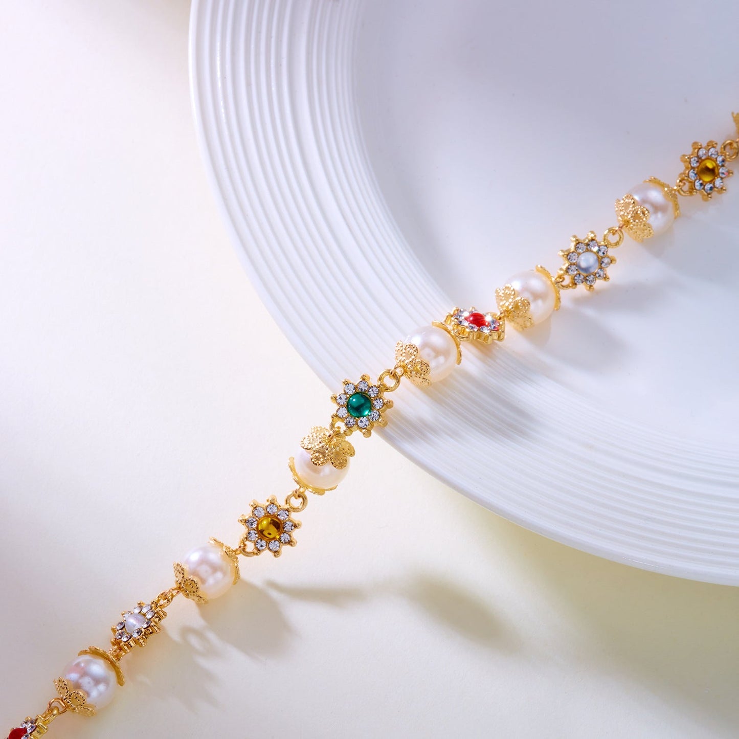 Pearl Flower Necklace – Elegant Rhinestone Choker for Women, Trendy Handmade Jewelry