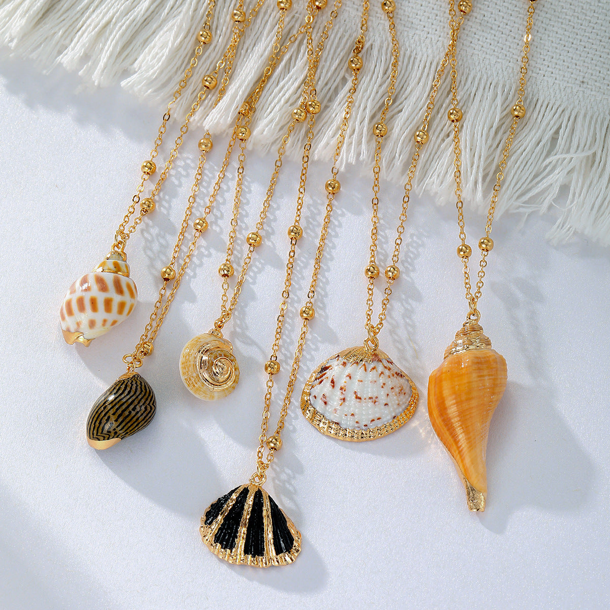 Boho Seashell Pendant Necklace – Layered Beach Jewelry for Women