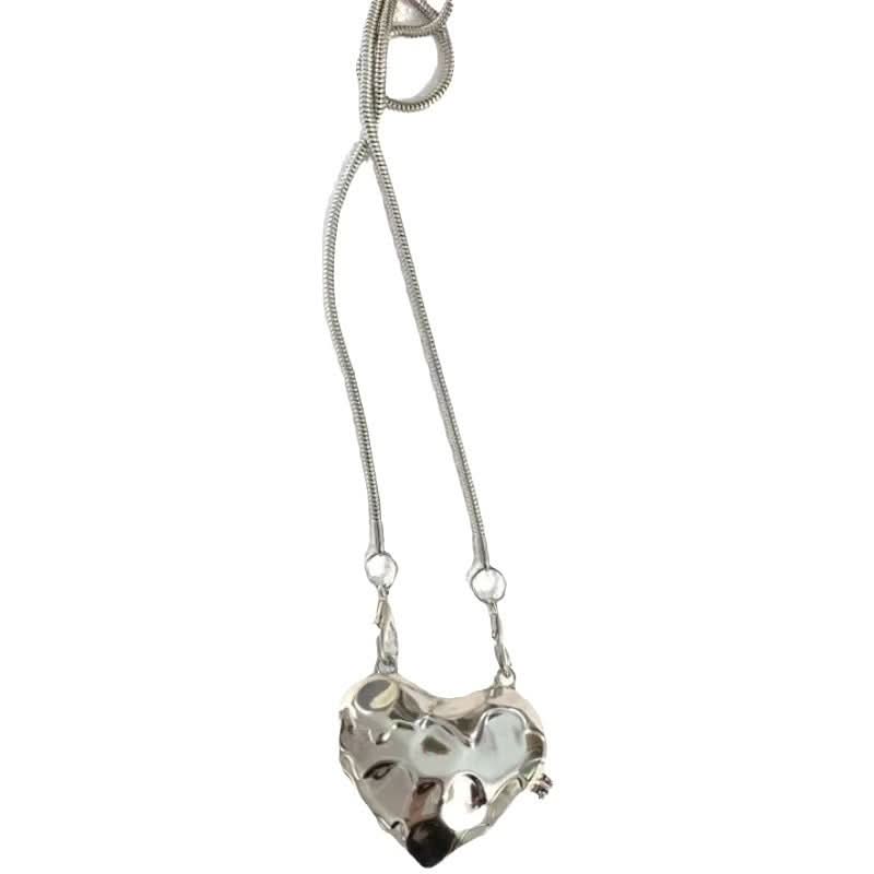 Mini Heart Chain Crossbody Bag – Metallic Silver Waist Purse