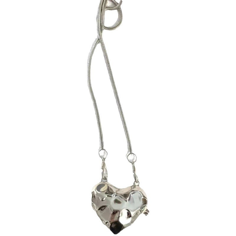 Trendy Mini Heart Chain Crossbody Bag – Metallic Coin Purse for Women
