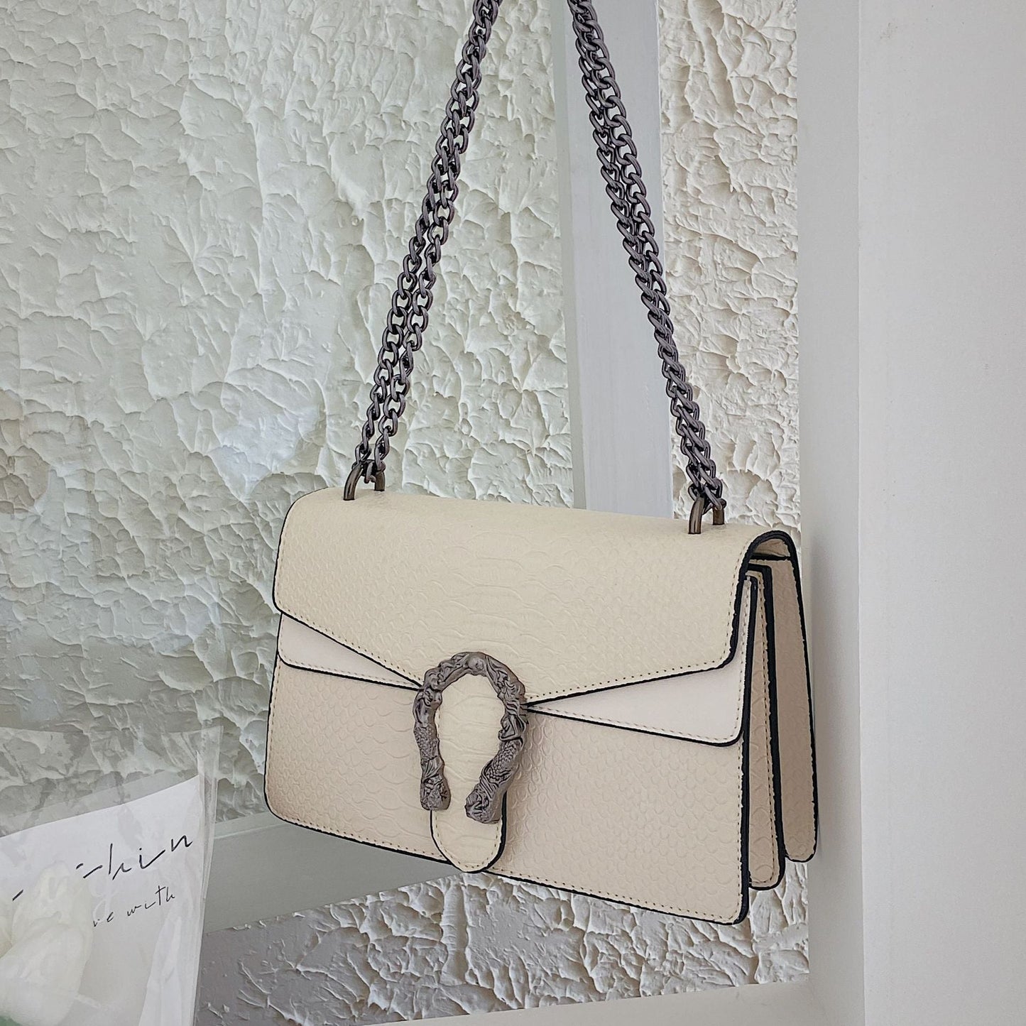 Luxury Chain Shoulder Bag for Women – Retro Stone Texture Medium Crossbody Bag