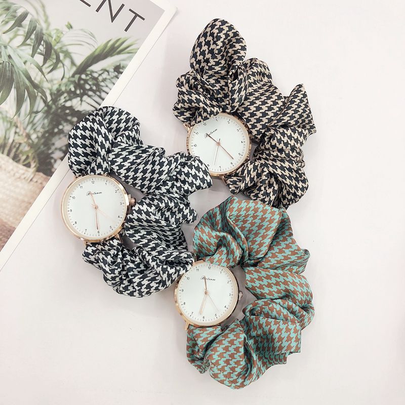 Women’s Leopard & Houndstooth Print Watch – Quartz Movement, Fashion Strap