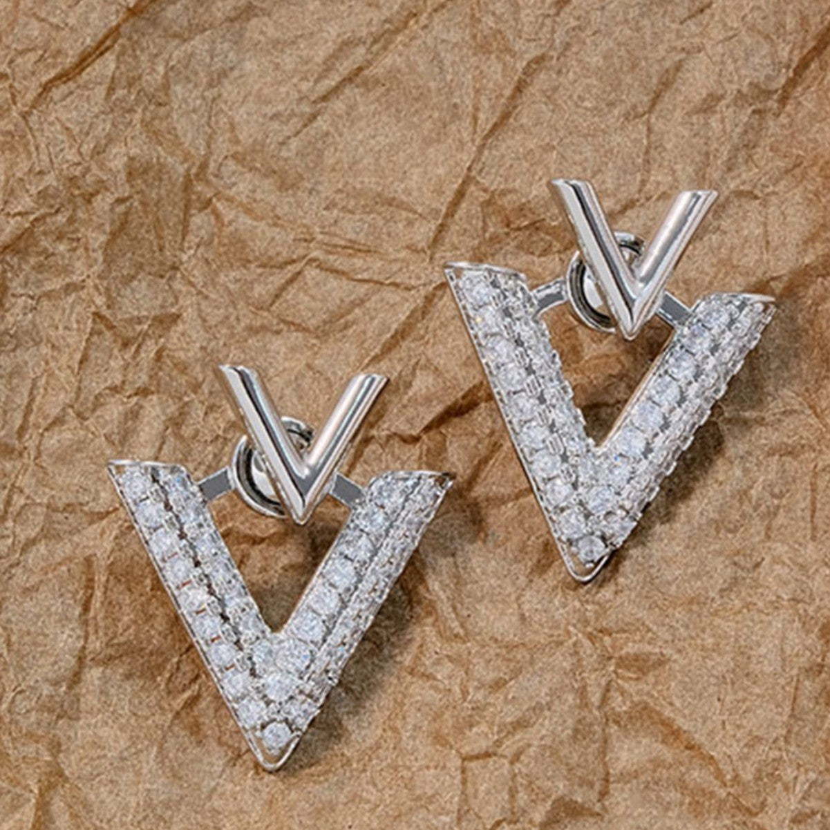 Diamond V-Shaped Earrings for Women – Two-Way Geometric Design