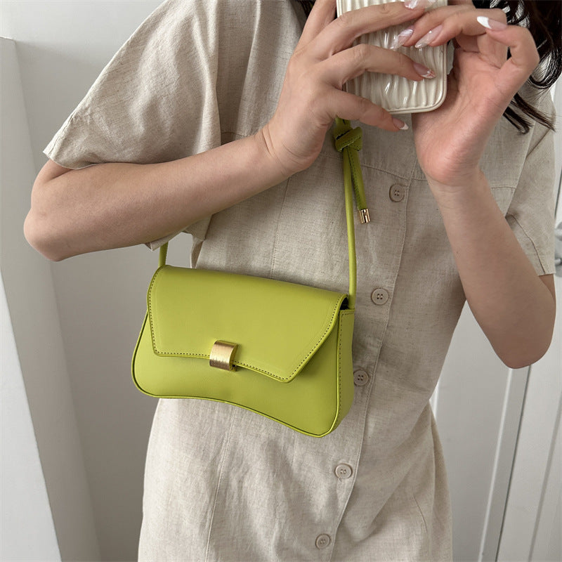 Mini Baguette Shoulder Bag for Women – Retro Underarm PU Handbag with Cover Flap