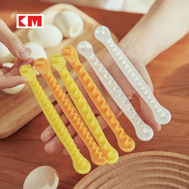Boiled Egg Cutter Tool – Zigzag Egg Carving Mold, Kitchen Gadget for Decorative Eggs