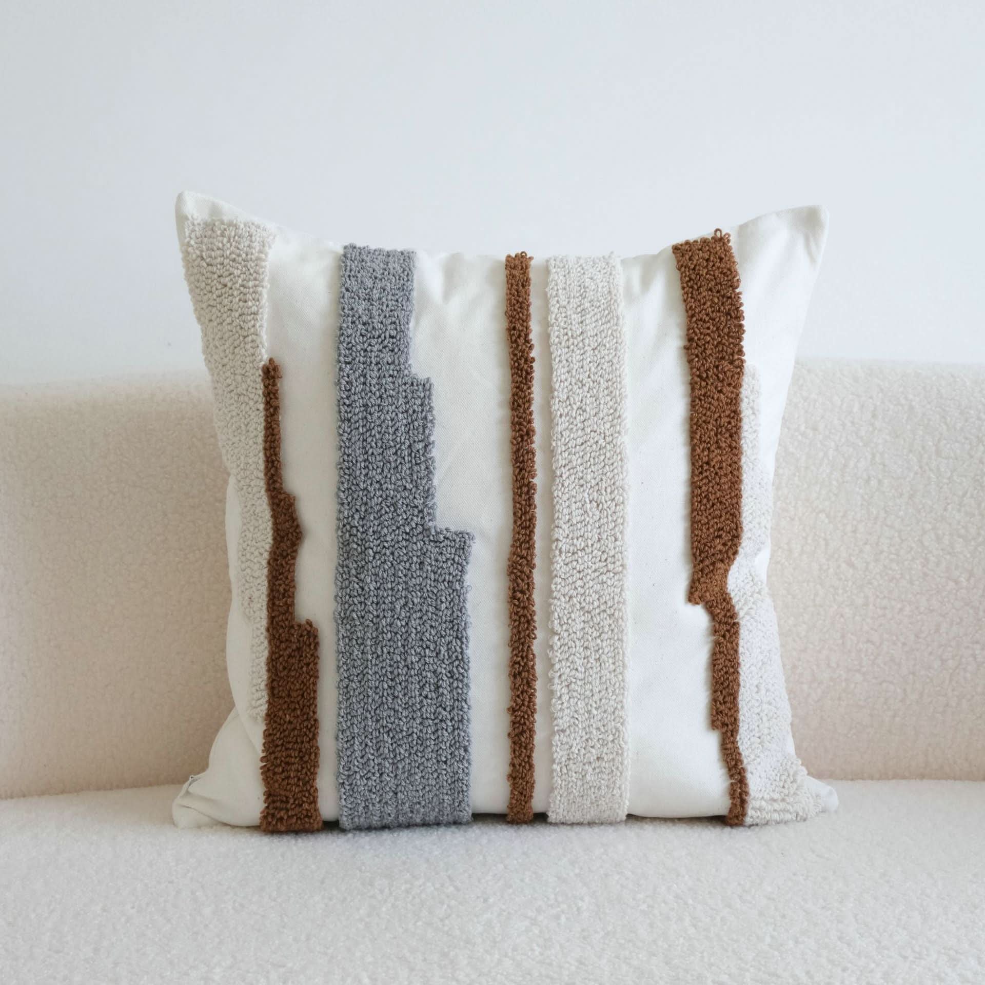Wabi-Sabi Style Contrasting Color Loop Velvet Pillow