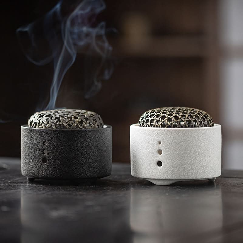 Creative Ceramic Incense Burner - Line Design for Sandalwood & Agarwood