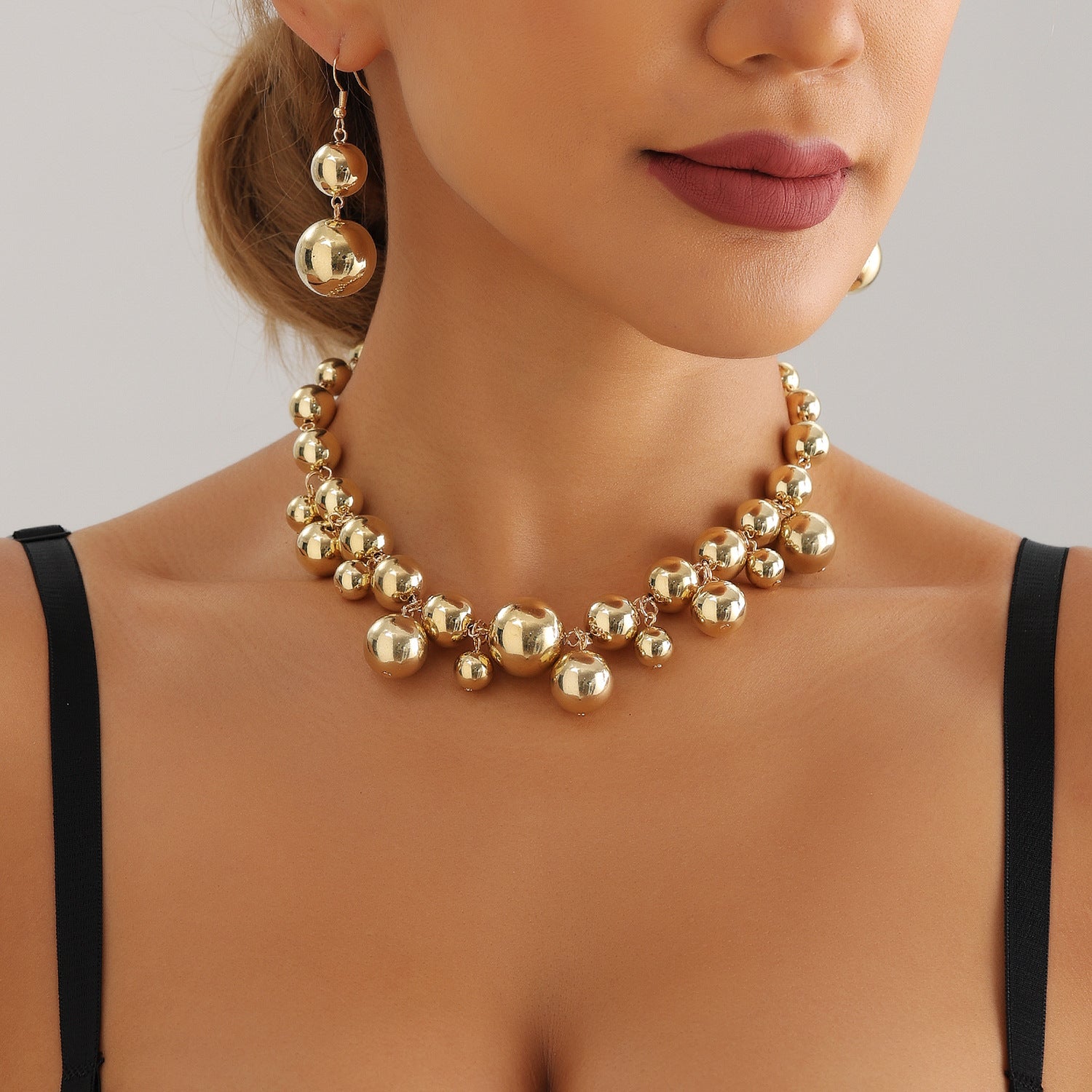Chunky Beaded Choker Necklace Set – Punk Gold Statement Jewelry Set for Women