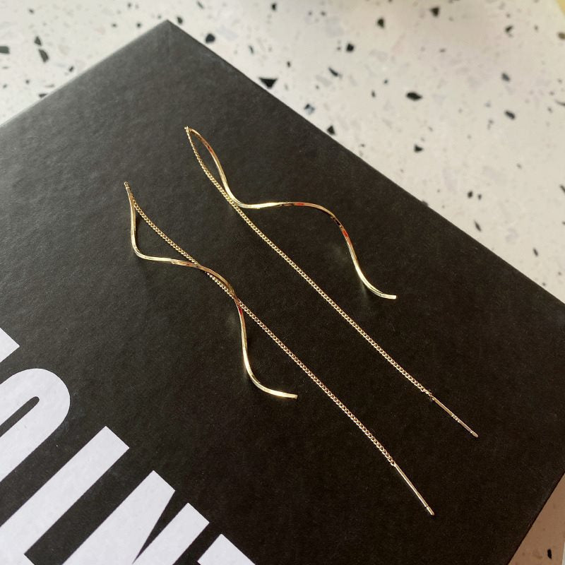 Trendy Geometric Wave Tassel Earrings for Women – Modern Metal Jewelry