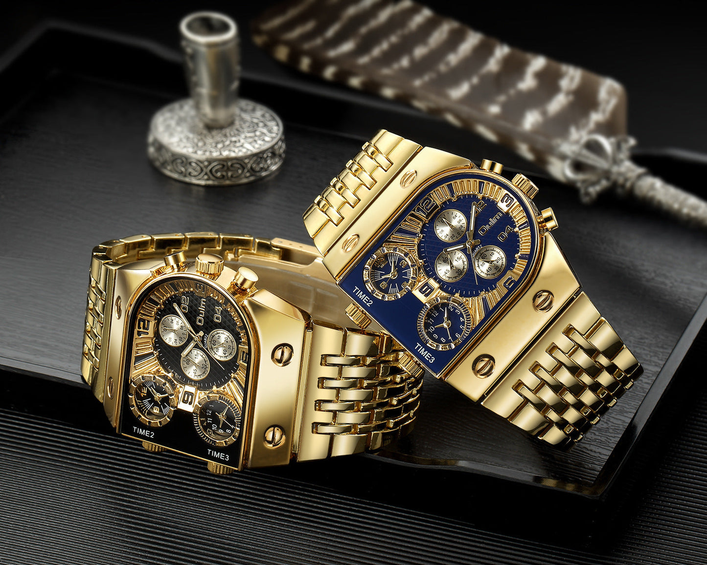 Oulm U-shaped Steel Large Dial Quartz watch For Men