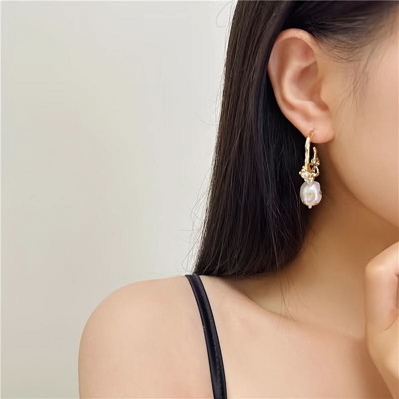 Vintage Gold Pearl Hoop Earrings – Elegant Style