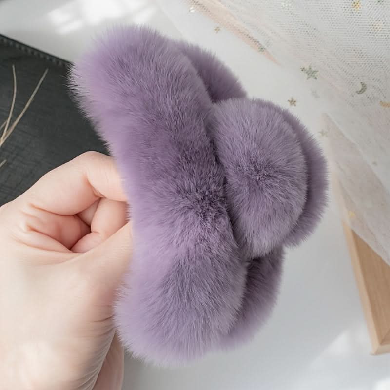 Plush Hair Claw Clip - Elegant Hair Accessory