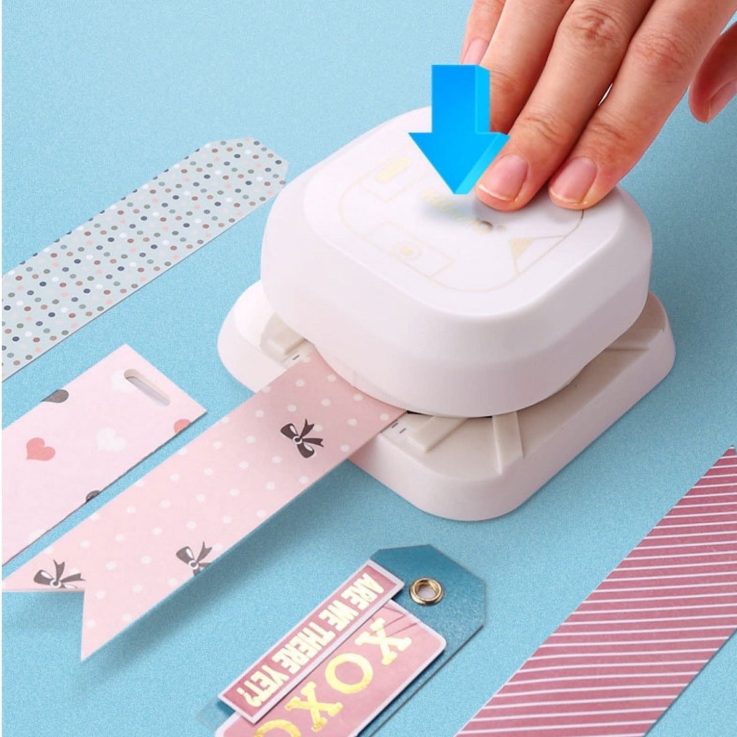 4-in-1 Multifunctional Paper Punch Tool