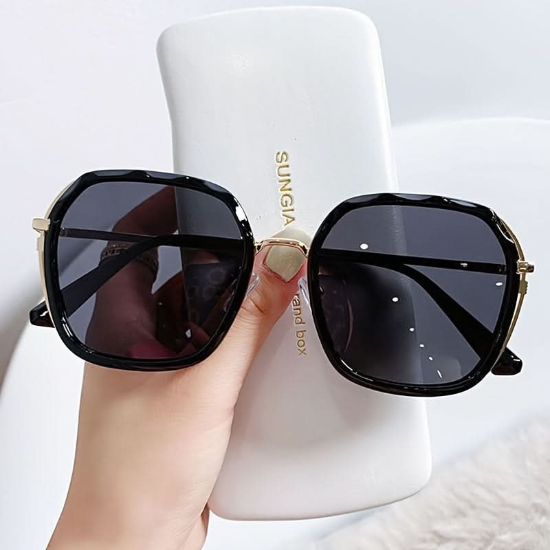 Women's Fashion Glasses – Luxury Anti-Glare Summer Shades