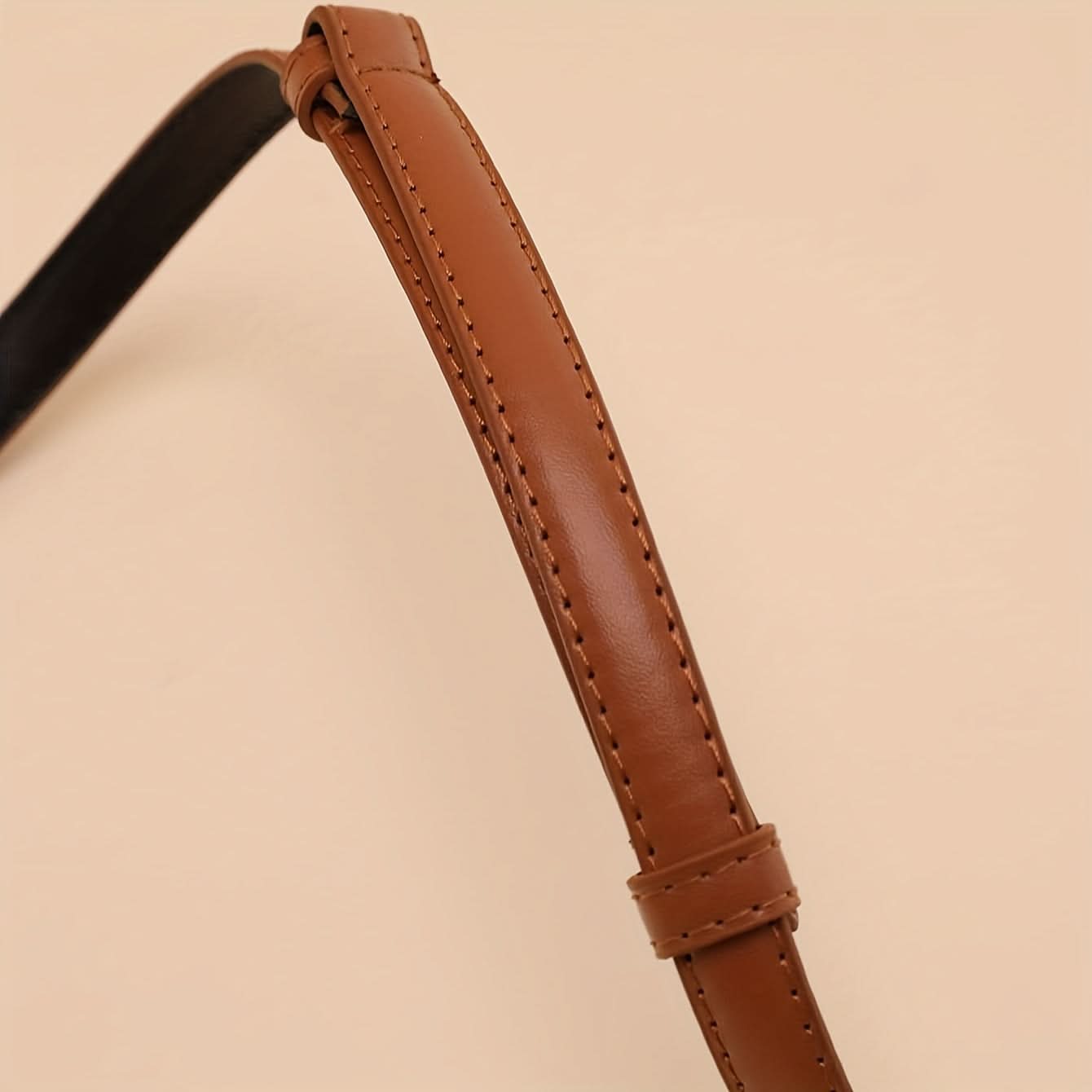 Classic PU Leather Waist Belt for Women – Oval Buckle, Casual Style
