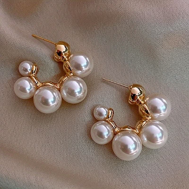 Needle Fashionable C-Shaped Pearl Stud Earrings - Elegant Jewelry for Parties