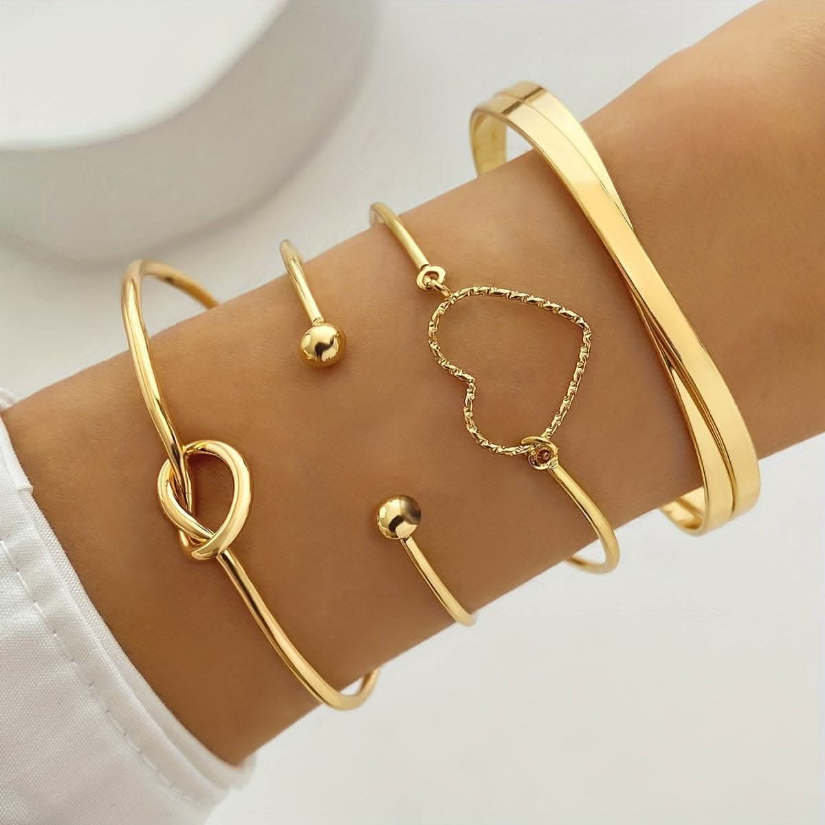 4pcs Golden Knotted Love Cuff Bangle Set – Stackable Alloy Bracelets