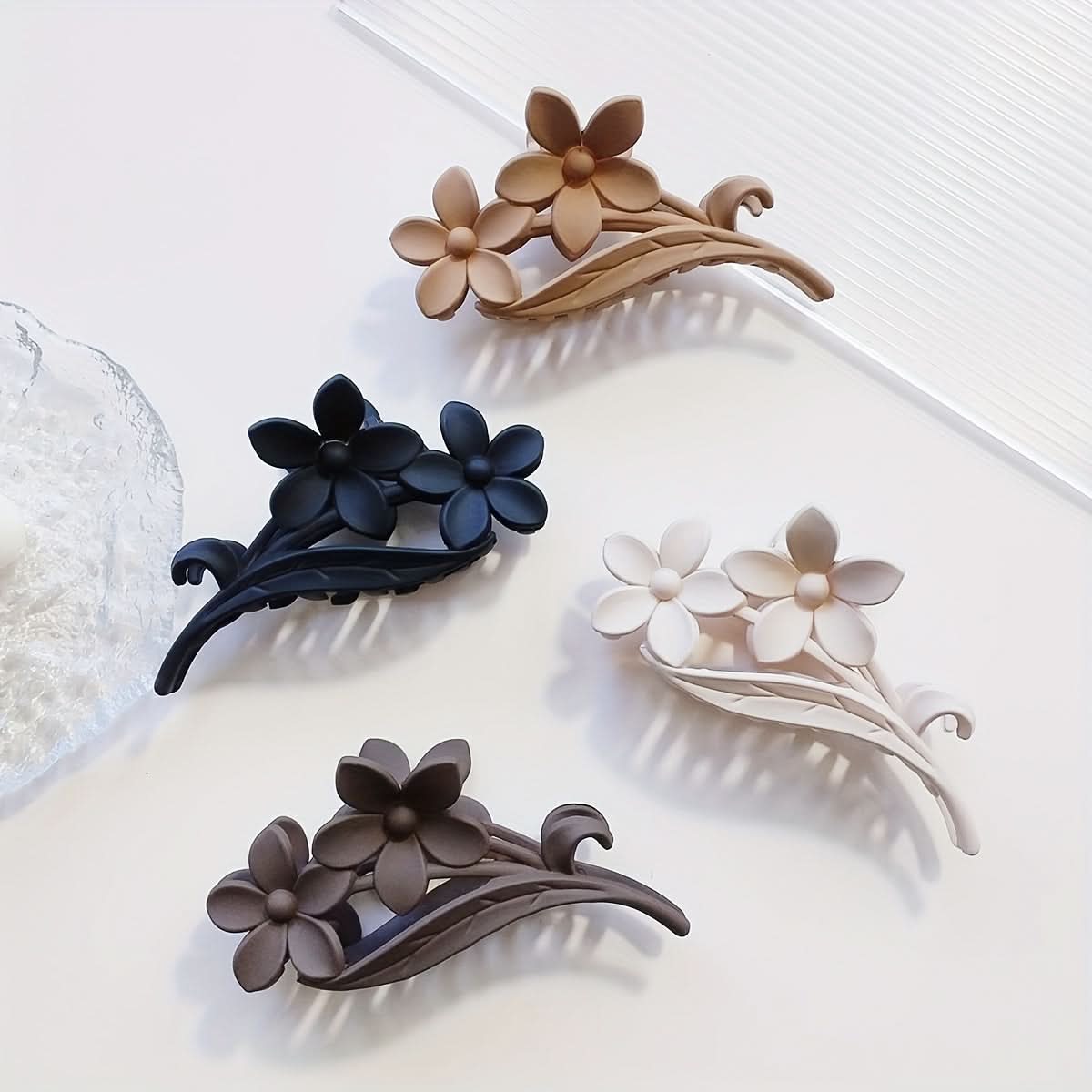 4-Piece Vintage Floral Hair Claw Clips – Non-Slip, Strong Grip for Thick Hair
