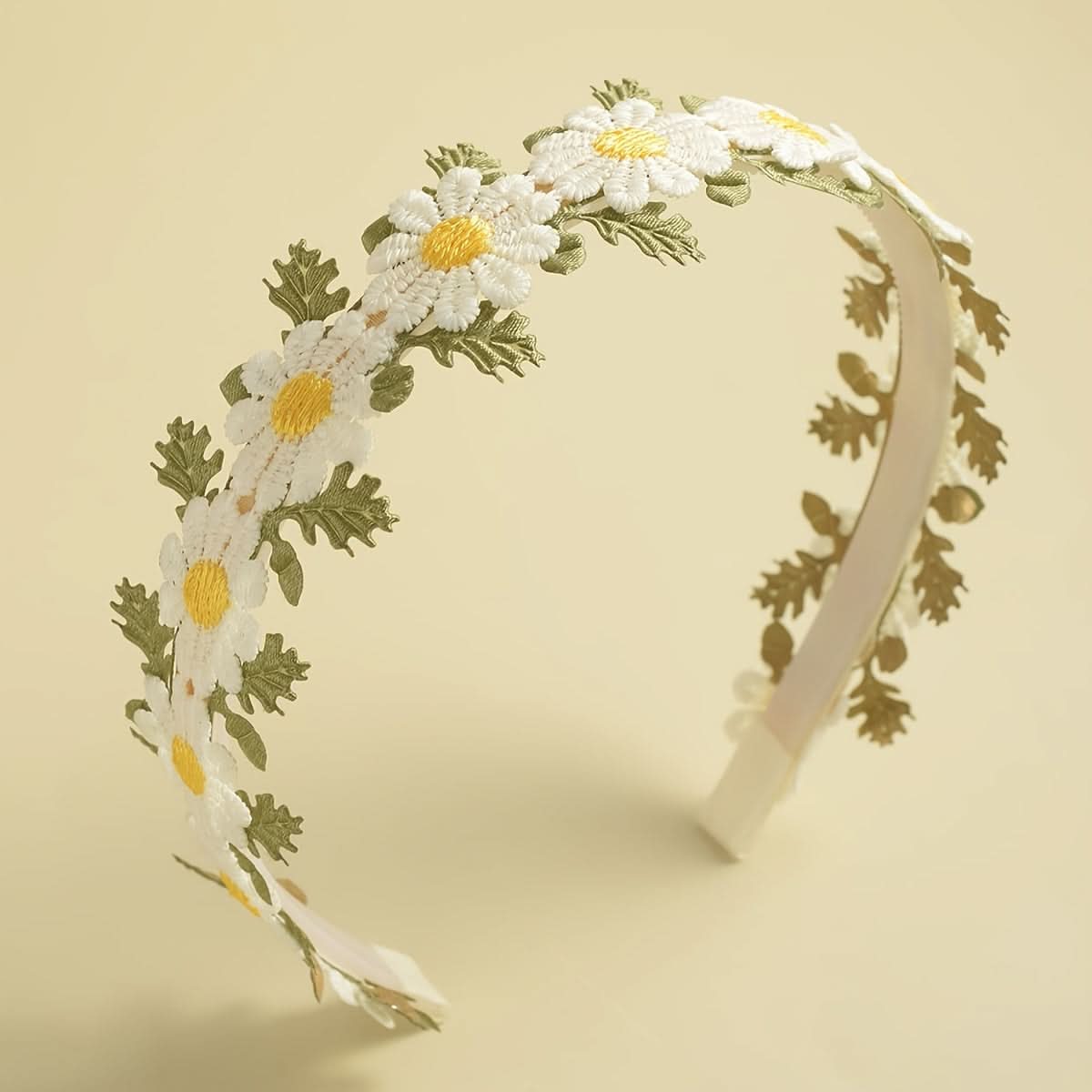 Exquisite Daisy Flower Wide Brim Hair Hoop