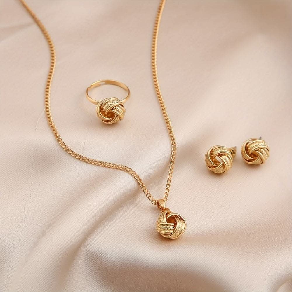 Boho Chic Vintage Jewelry Set – Necklace, Ring, Studs
