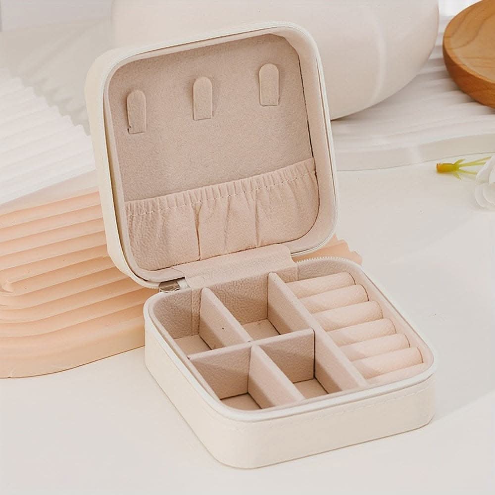 Deluxe Jewelry Storage Box – Compact & Portable