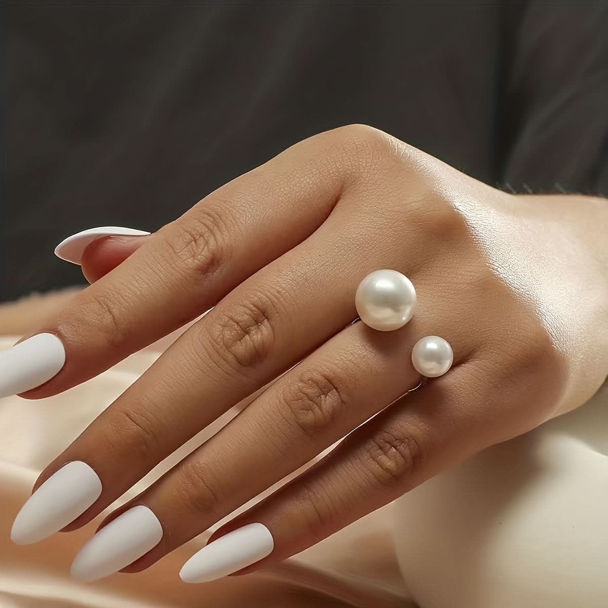 Luxurious Pearl-Effect Open Ring