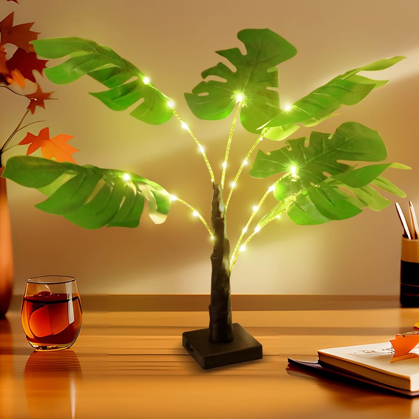 30-LED Green Leaf Table Lamp, USB Powered
