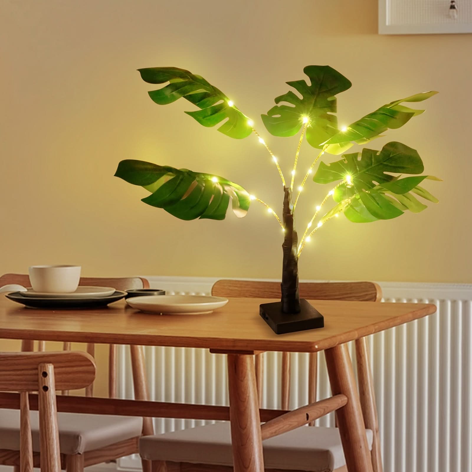 30-LED Green Leaf Table Lamp, USB Powered