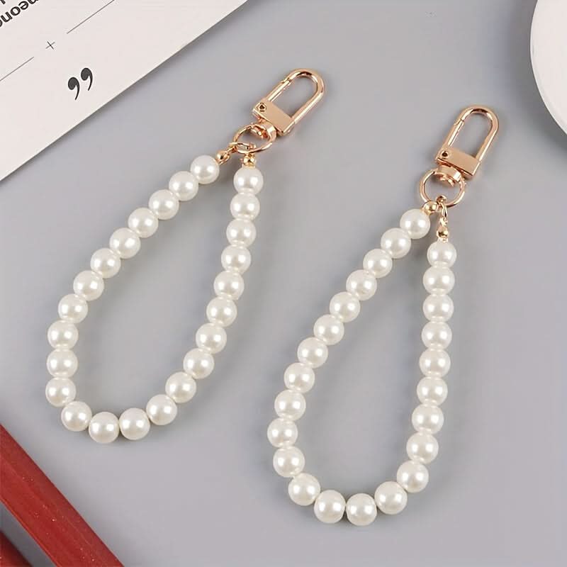 Chic & Elegant Pearl Keychain - VElegant Pearl Keychain – Stylish Bag Charm Giftersatile Bag Charm, Perfect Gift for Sophisticated Style Enhancement