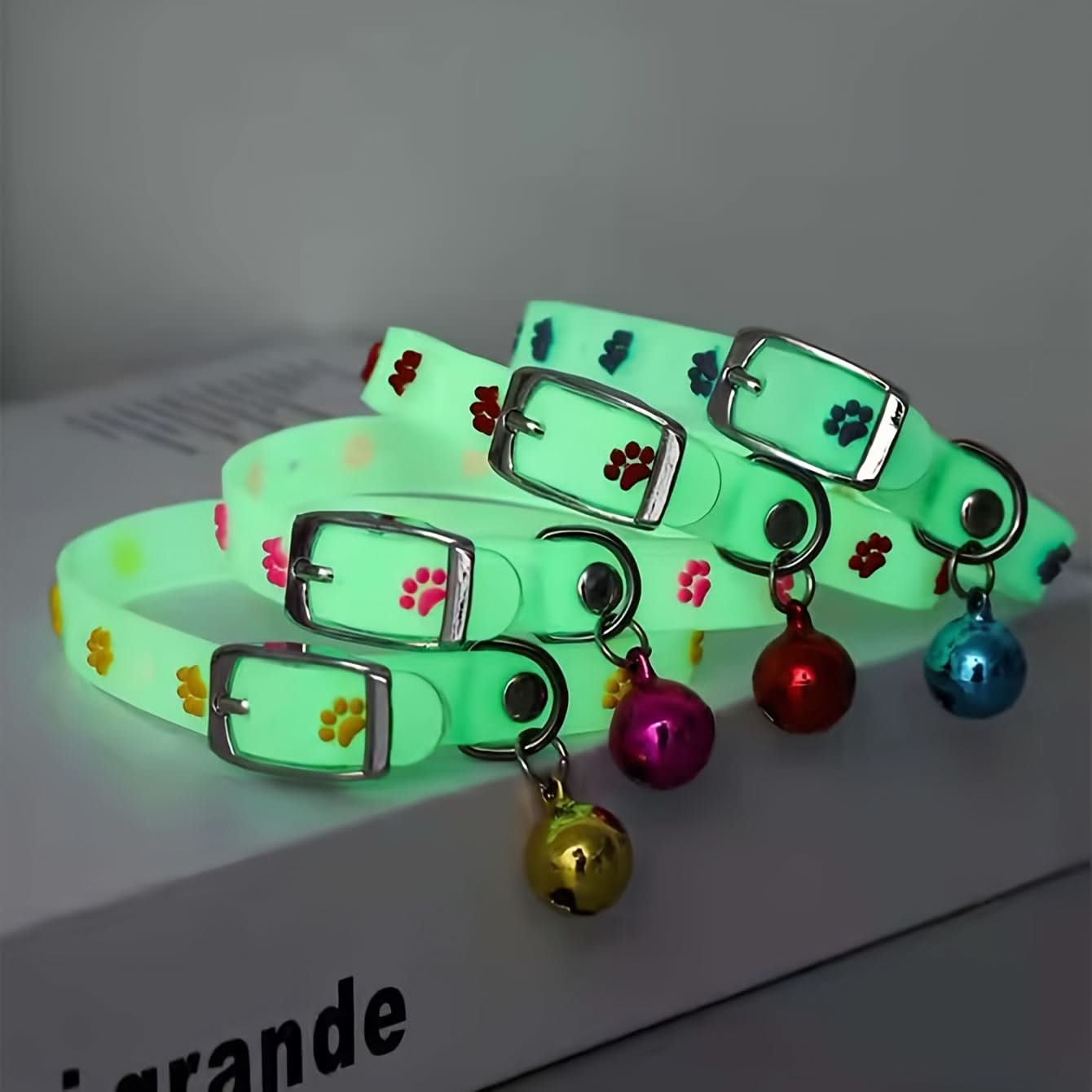 Adjustable Luminous Cat Collar for Night Safety