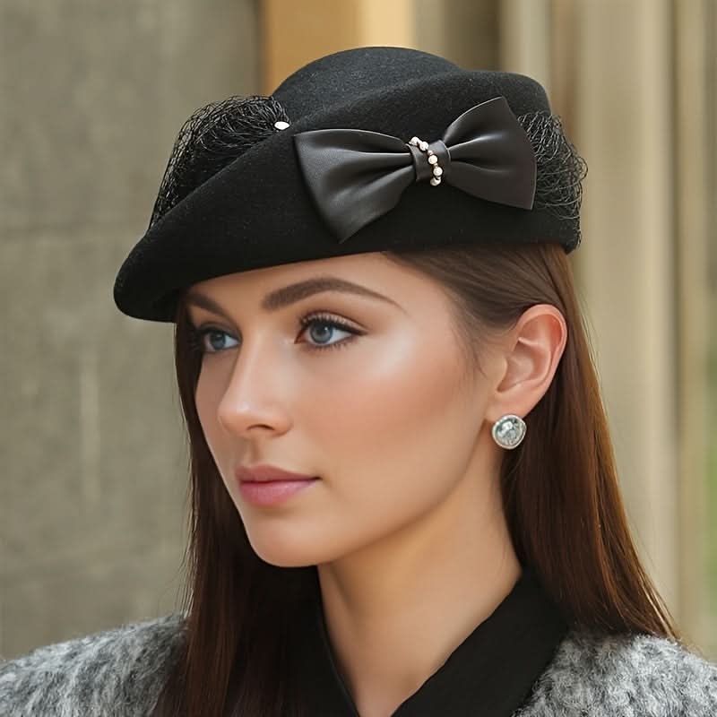 Women's Wool Beret Hat with Veil & Bow – Retro British Style