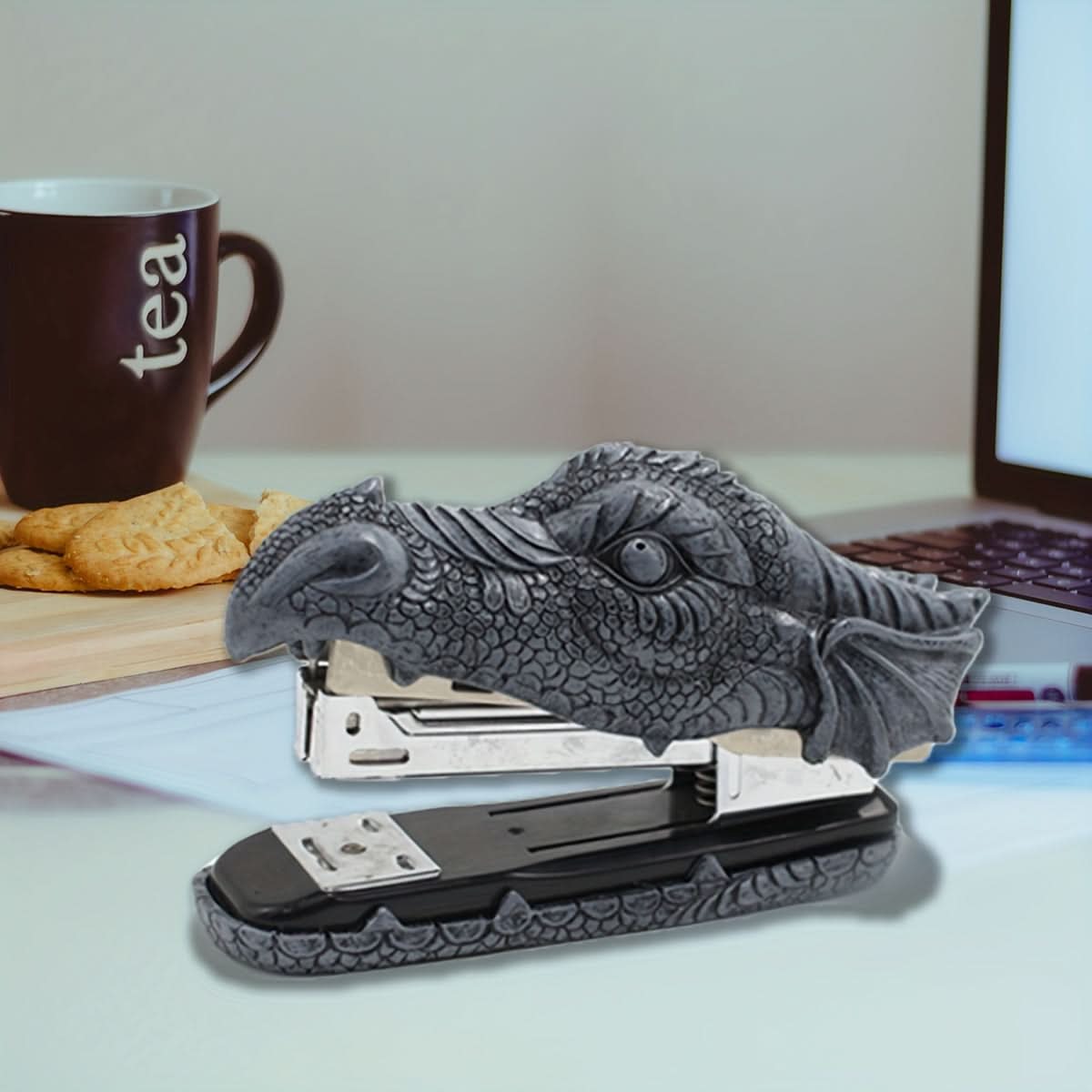 Dragon Head Resin Stapler - Fun Office Decor
