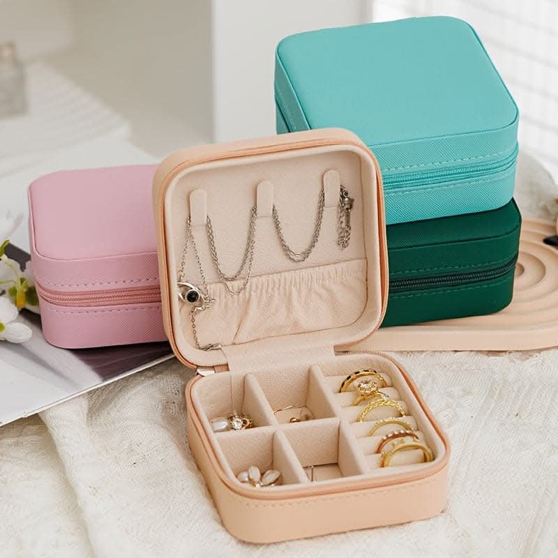 Deluxe Jewelry Storage Box – Compact & Portable for Rings, Earrings, Bracelets, Necklaces